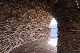 découvrez les attractions incontournables de votre destination : des merveilles naturelles aux parcs d'attractions palpitants, vivez des expériences inoubliables qui éveilleront vos sens et enrichiront vos souvenirs. explorez, amusez-vous et laissez-vous séduire par l'aventure.