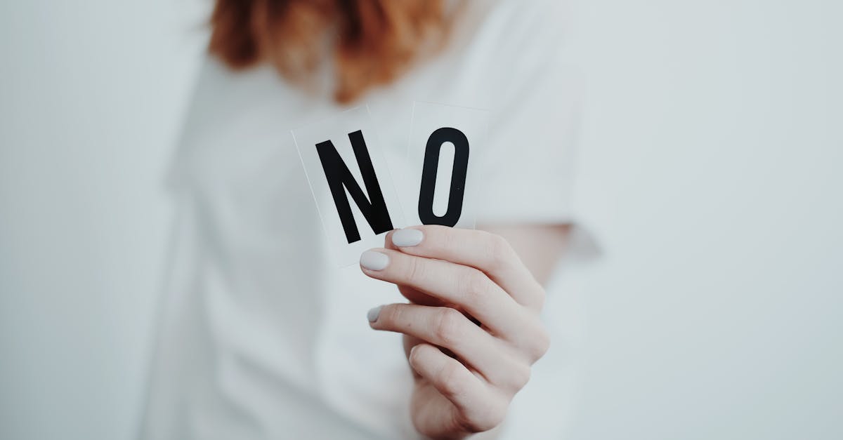 découvrez le concept d' 'évitation' et son impact sur les relations interpersonnelles. apprenez à reconnaître les comportements évitants, leurs origines et comment surmonter cette peur de l'engagement pour construire des liens plus sains et épanouissants.