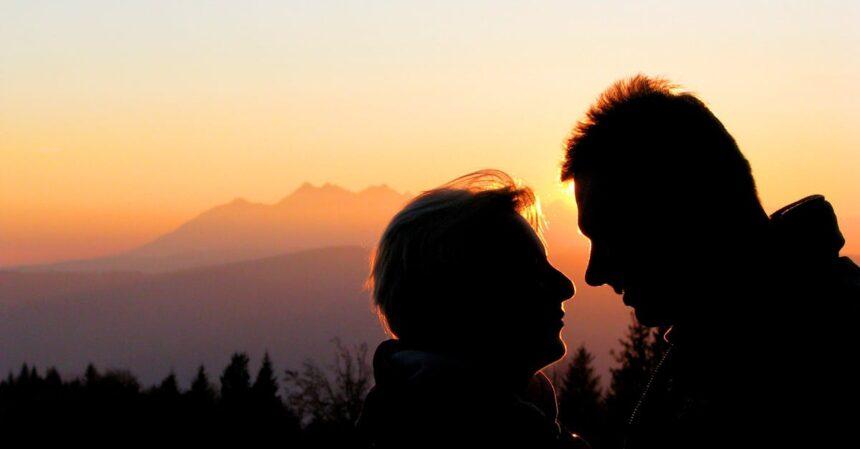 découvrez un univers émotionnel captivant avec 'feelings'. plongez dans l'exploration des sentiments, des relations humaines, et des expériences intérieures qui façonnent notre quotidien. laissez-vous inspirer et ressortez enrichi de réflexions sur la nature humaine.