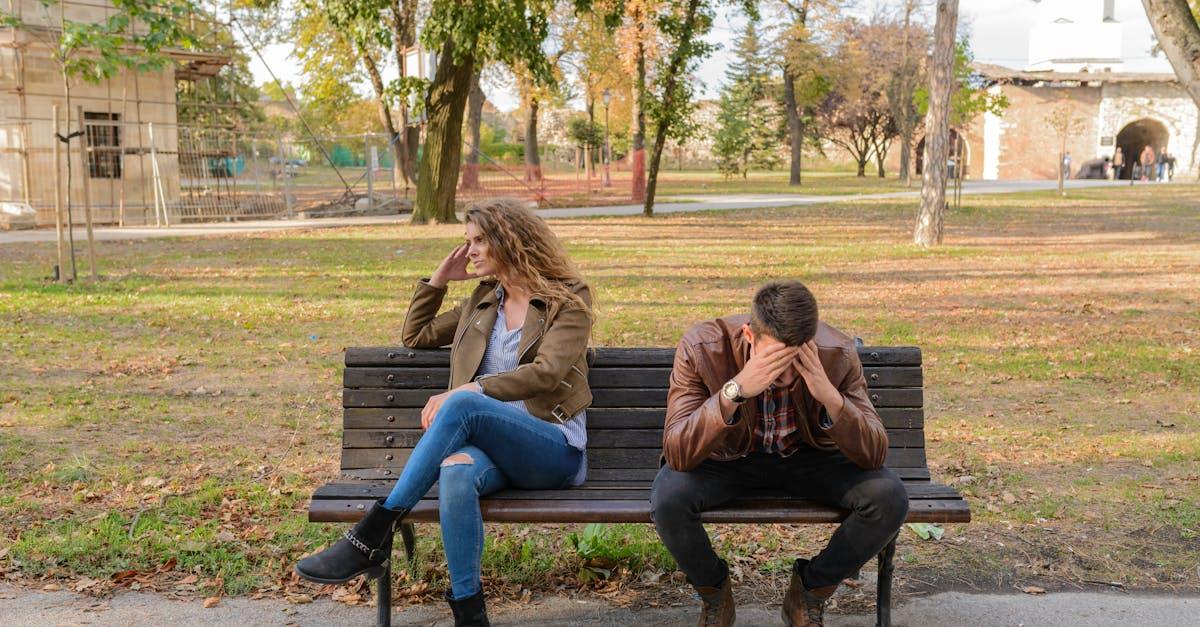 découvrez les dynamiques des relations humaines, leurs défis et leurs joies. apprenez des conseils pour améliorer vos interactions et construire des liens solides avec les autres, que ce soit en amour, en amitié ou en famille.