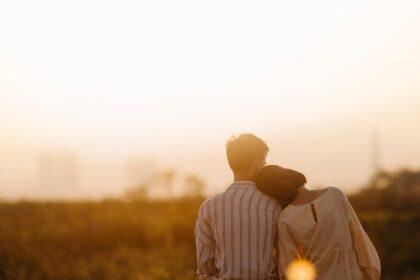 découvrez les dynamiques fascinantes des relations humaines, qu'elles soient amicales, familiales ou amoureuses. explorez des conseils pour renforcer vos liens, gérer les conflits et cultiver la compréhension mutuelle pour une coexistence harmonieuse.