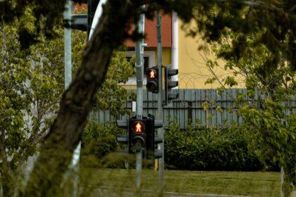 découvrez notre article sur les signaux : une exploration approfondie des différents types de signaux dans la communication, les technologies et la vie quotidienne. apprenez comment ils influencent nos interactions et transmettent des informations essentielles.