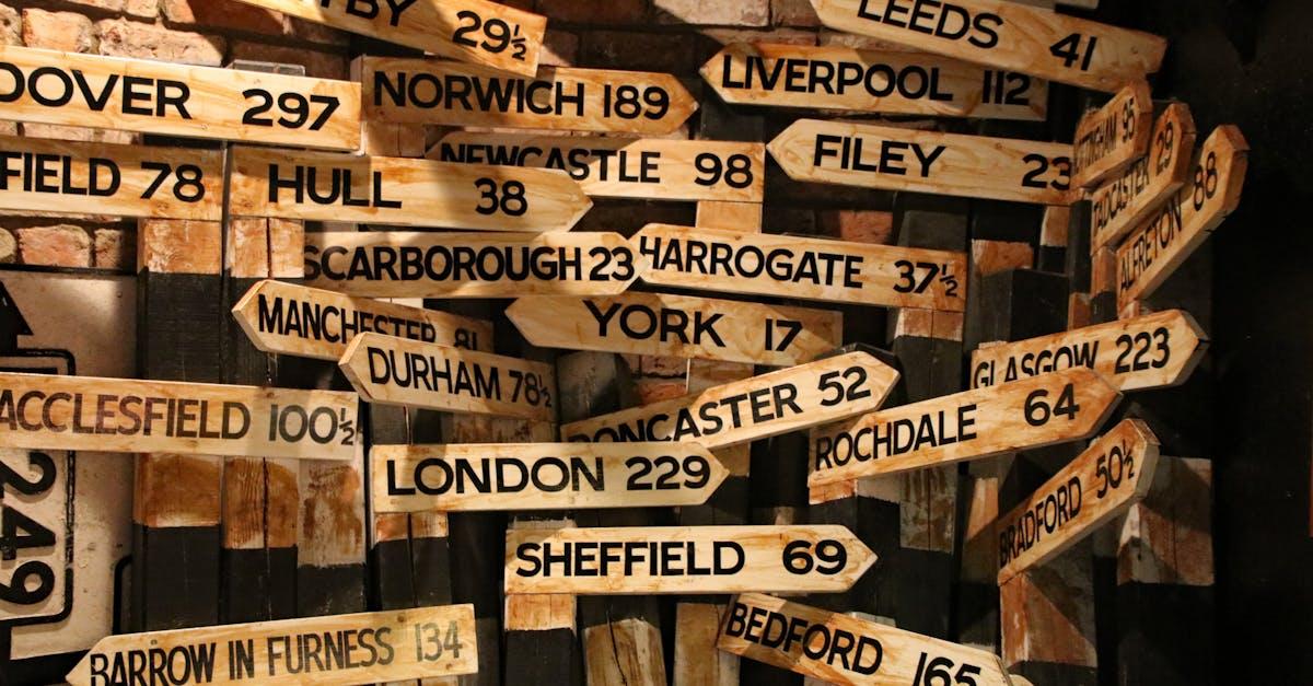 découvrez les différents types de signes qui nous entourent au quotidien. de la signalétique aux symboles culturels, explorez leur signification et leur importance dans notre communication et notre compréhension du monde.