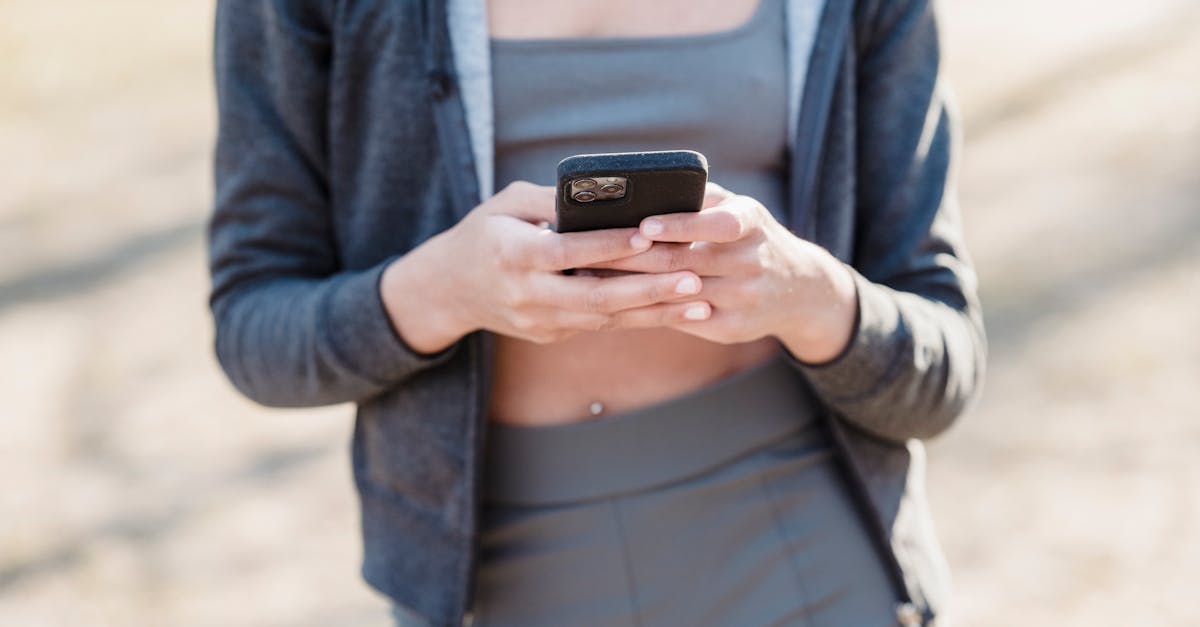 découvrez l'univers des sms : tout ce que vous devez savoir sur l'envoi de messages texte, les astuces pour optimiser votre communication mobile, et les nouvelles tendances de messagerie. restez connecté facilement et rapidement avec vos proches grâce à nos conseils pratiques.