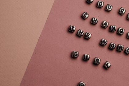 découvrez des phrases captivantes qui éveilleront votre inspiration et ajouteront une touche d'originalité à votre communication. plongez dans un univers où les mots prennent vie et suscitent l'intérêt.