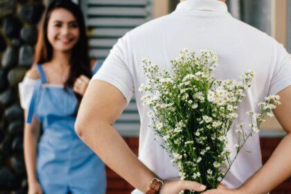 découvrez l'art de la rencontre en ligne avec notre plateforme de dating. trouvez l'amour, des amis ou des compagnons de passe-temps grâce à des profils authentiques et des outils de mise en relation personnalisés. engagez des conversations et explorez des affinités qui vous rapprochent.