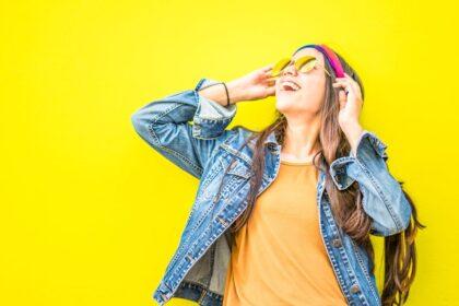 découvrez les dernières tendances de la mode avec notre sélection unique de vêtements, accessoires et conseils stylés. restez élégant et à la pointe des tendances grâce à notre guide incontournable sur la mode.