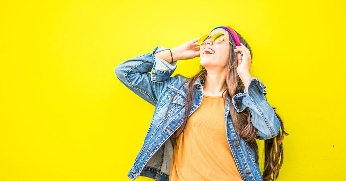 découvrez les dernières tendances de la mode avec notre sélection unique de vêtements, accessoires et conseils stylés. restez élégant et à la pointe des tendances grâce à notre guide incontournable sur la mode.