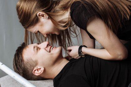 découvrez l'art du flirt avec nos conseils et astuces pratiques. apprenez à séduire subtilement, à lire les signes d'intérêt et à instaurer une connection authentique tout en vous amusant.