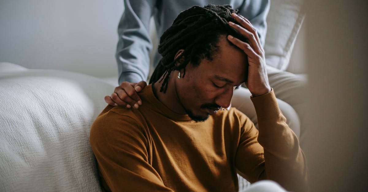 explorez la psychologie masculine : découvrez les comportements, émotions et motivations des hommes, ainsi que les enjeux sociaux et culturels qui influencent leur mentalité. plongez dans une compréhension approfondie des hommes et de leur manière de penser.