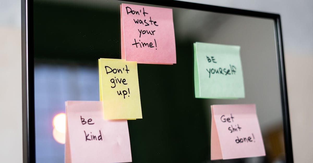 découvrez le pouvoir des affirmations positives pour transformer votre mindset et améliorer votre bien-être. apprenez à intégrer des déclarations motivantes dans votre routine quotidienne et boostez votre confiance en vous.