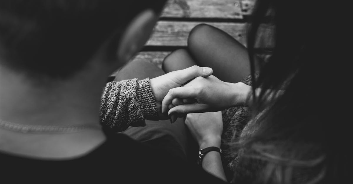 découvrez les clés d'une relation épanouissante : communication, confiance et respect. explorez nos conseils pour renforcer vos liens affectifs et naviguer à travers les défis relationnels avec sagesse.