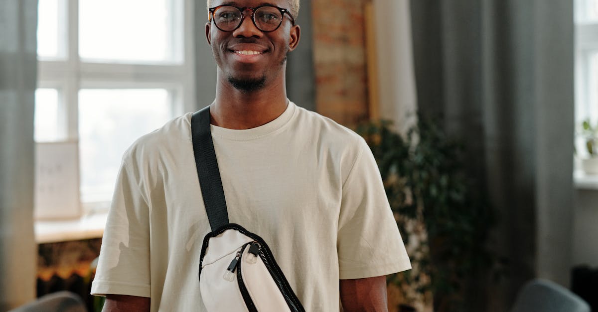 découvrez les clés de la confiance en soi avec nos conseils pratiques et techniques. apprenez à renforcer votre estime personnelle, à surmonter vos peurs et à affronter les défis de la vie avec assurance. boostez votre self-confidence et transformez votre quotidien !