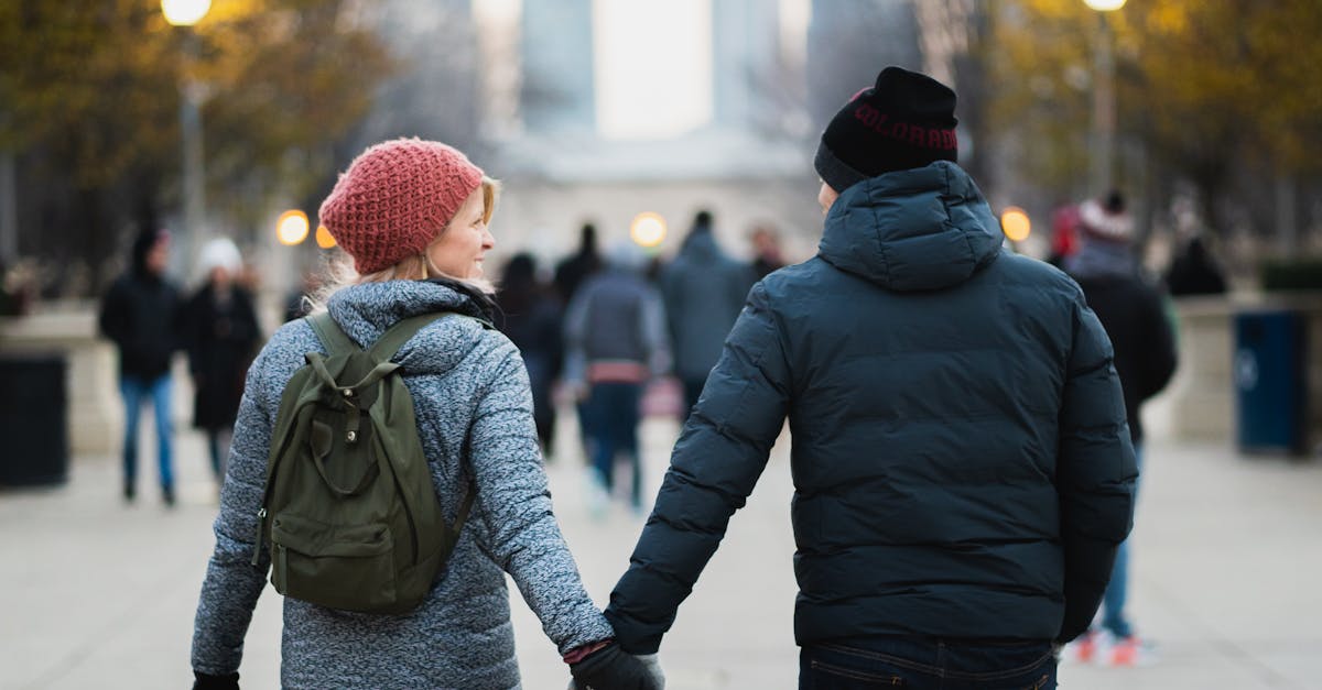 découvrez le monde des rencontres en ligne : conseils, astuces et plateformes pour trouver l'amour ou de nouvelles amitiés. lancez votre aventure romantique dès aujourd'hui!
