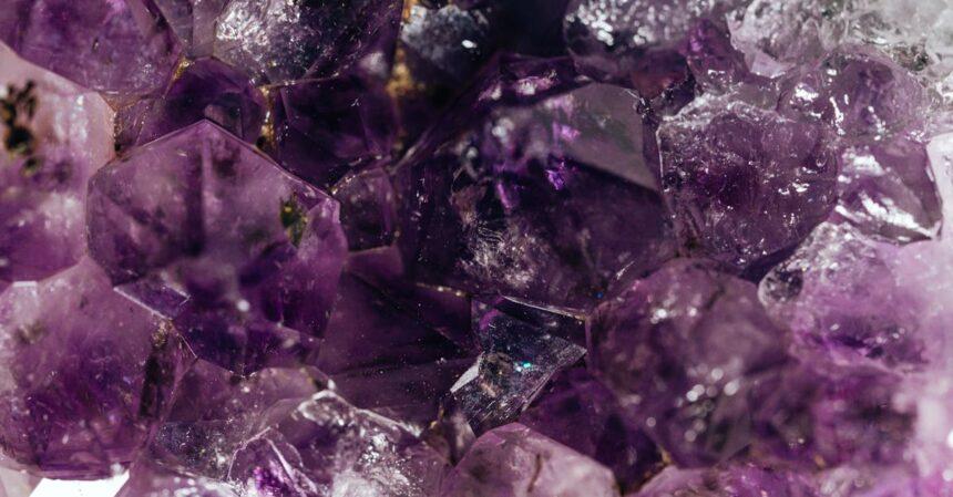 découvrez la puissance et la sagesse de l'énergie féminine. un voyage inspirant vers l'équilibre intérieur, la créativité et l'empowerment. explorez comment embrasser votre essence féminine peut transformer votre vie et vos relations.