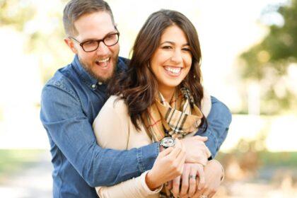 découvrez les secrets d'une relation à distance réussie. apprenez à surmonter les défis, à renforcer la connexion émotionnelle et à vivre pleinement l'amour, même à des kilomètres l'un de l'autre.