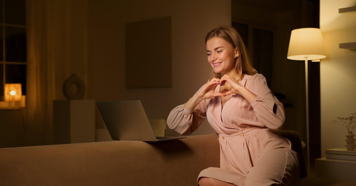 découvrez l'univers de la rencontre en ligne : une plateforme conviviale pour rencontrer des personnes qui partagent vos intérêts. trouvez l'amour ou de nouvelles amitiés grâce à des fonctionnalités innovantes et une communauté dynamique. inscrivez-vous dès aujourd'hui et lancez votre aventure amoureuse!