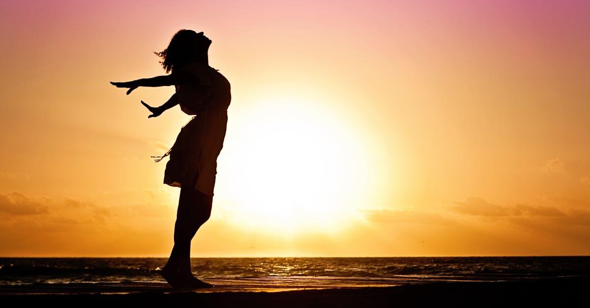 découvrez notre sélection dédiée aux femmes : mode, bien-être, empowerment et inspirations. explorez des conseils et des tendances qui célèbrent la force et la diversité féminine.