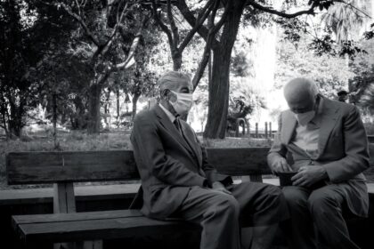 découvrez les conseils et astuces pour réussir vos rencontres avec des hommes plus âgés, construire des relations enrichissantes et profiter pleinement de cette expérience unique.