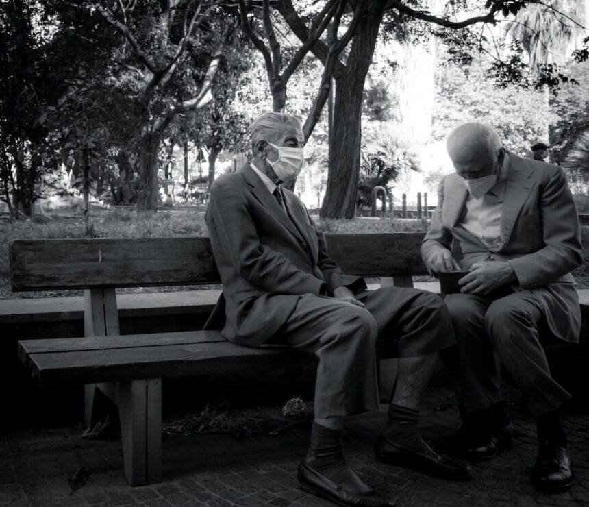 découvrez les conseils et astuces pour réussir vos rencontres avec des hommes plus âgés, construire des relations enrichissantes et profiter pleinement de cette expérience unique.