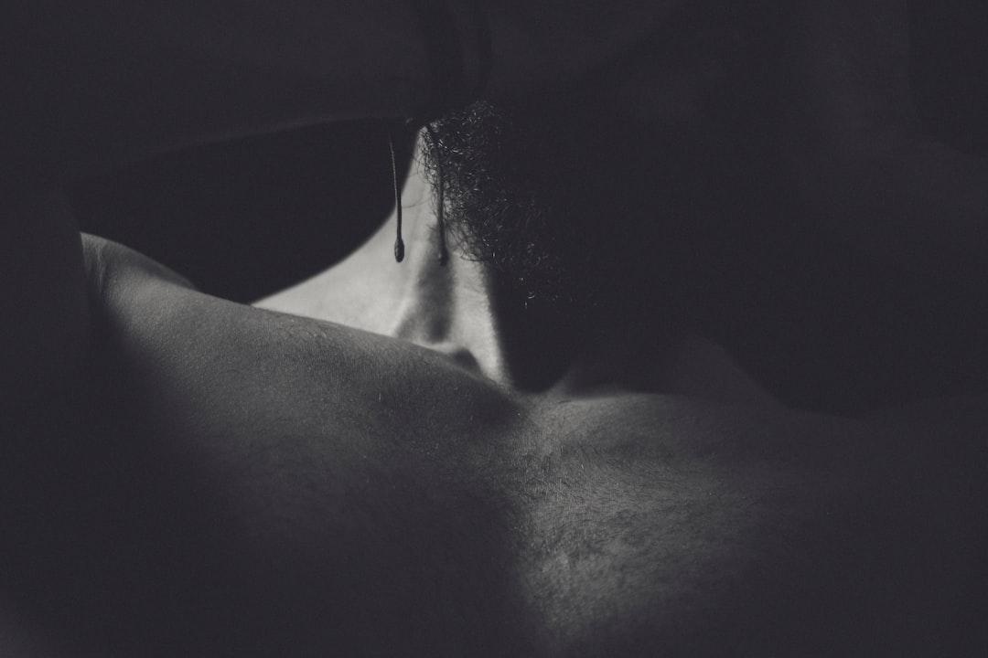 découvrez des techniques de séduction efficaces pour améliorer vos relations et séduire en toute confiance.