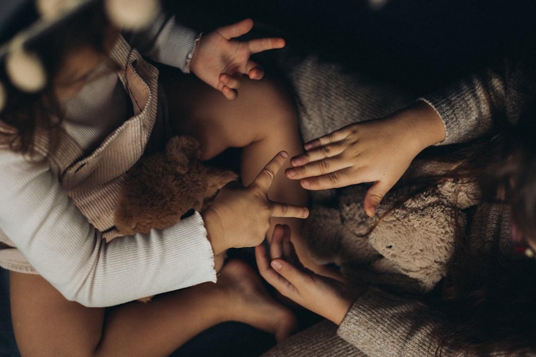 découvrez une variété de positions sexuelles pour enrichir votre intimité et explorer de nouvelles sensations avec votre partenaire.